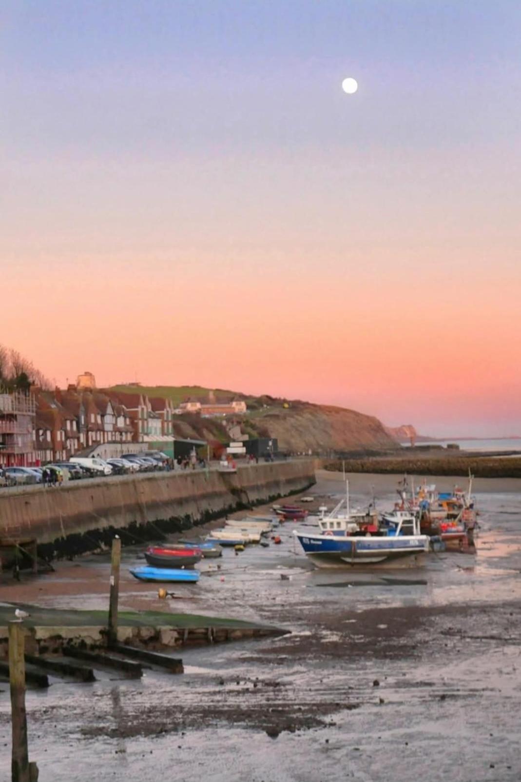 Seaside Retreat In Folkestone Exterior foto
